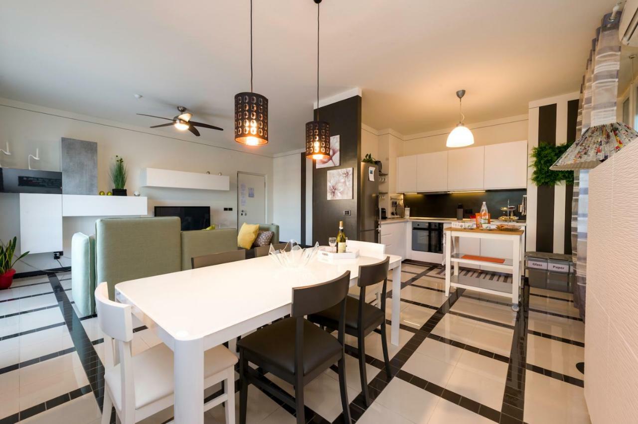 Villa Azdora 페스키에라델가르다 외부 사진